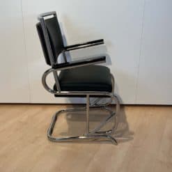 Bauhaus Cantilever Armchair - Left Side View - Styylish