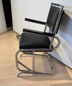 Bauhaus Cantilever Armchair - Right Side View - Styylish
