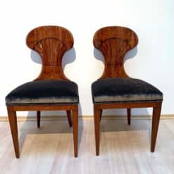 Set of four Biedermeier Ballon Chairs - Front - Styylish