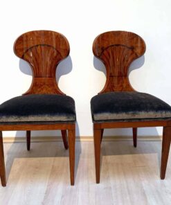 Set of four Biedermeier Ballon Chairs - Front - Styylish