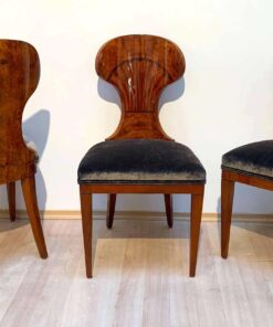 Set of four Biedermeier Ballon Chairs - Front and Back Perspective - Styylish