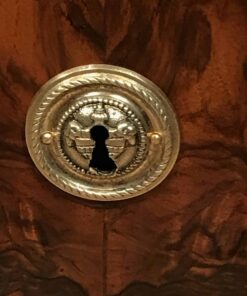 Antique Louis XVI Chest of Drawers- view of the escutcheon- Styylish