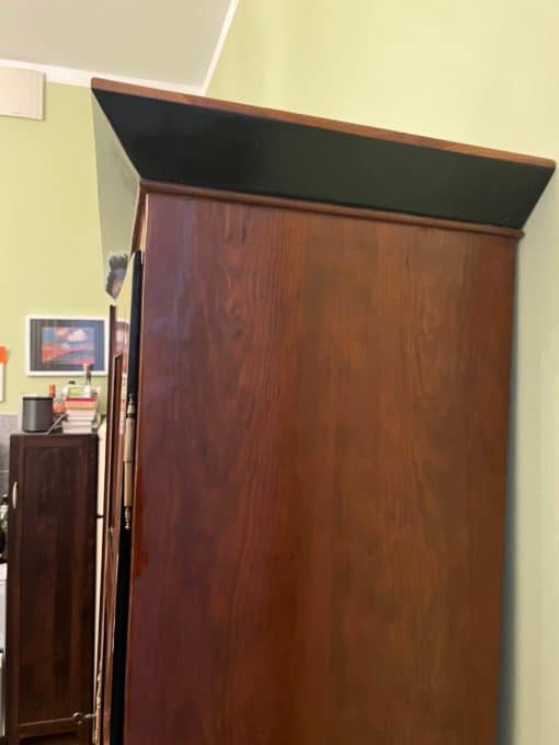 Large Biedermeier Wardrobe - Right Edge Profile - Styylish