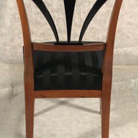 Set of Four Biedermeier Walnut Chairs, South German 1825