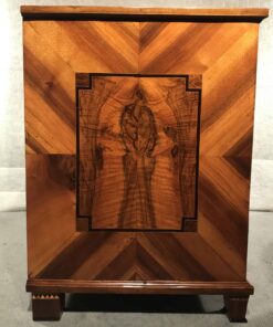 Alternative view of Louis XVI Walnut Chest of Drawers, South Germany 1780