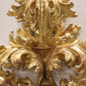 18th Century Italian Baroque Carved Gilded Wood Mirror