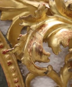 Carved Gilded Wood Mirror - Decoration Close-Up - Styylish