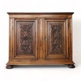 19th Century Italian Antique Sideboard or Buffet in Solid Carved Walnut