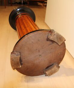 Neoclassical Rotating Pedestal - Bottom - Styylish