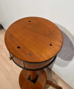 Biedermeier Sewing Stand - Base without Cushion Top Detail - Styylish