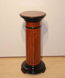 Neoclassical Rotating Pedestal - Full Profile - Styylish