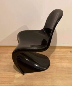 Space Age Cantilever Chair - Side Angle - Styylish