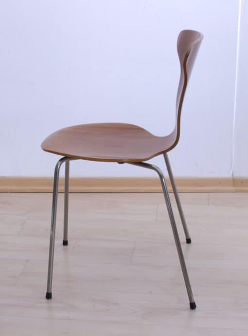 Pair of 3105 Mosquito Chairs - Side View - Styylish