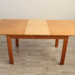 Swedish Design Extendable Dining Table - Extended with Plate - Styylish