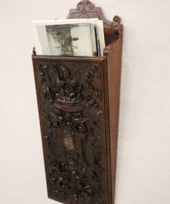 Renaissance Style Magazine Rack - On Wall - Styylish