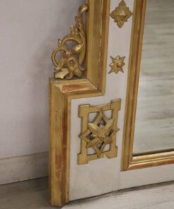 Gilded Wood Mirror - Left Edge of Frame Detail - Styylish