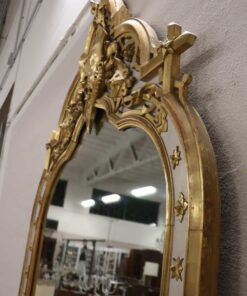 Gilded Wood Mirror - Side Prospective - Styylish