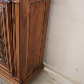 19th Century Italian Antique Sideboard or Buffet in Solid Carved Walnut