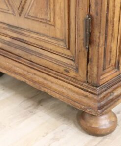 Louis XIV Solid Walnut Wardrobe - Feet Detail - Styylish
