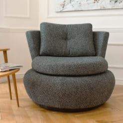 Moon Armchair - Full - Styylish