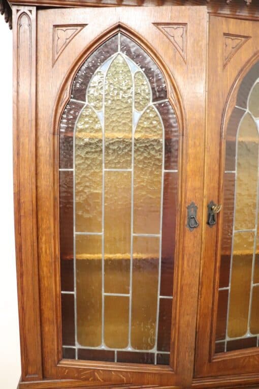 Gothic Style Solid Oak Cabinet - Glass Door Exterior - Styylish