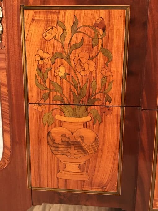 Louis XV Transition Style Dresser - Wood Decoration of a Flower Vase - Styylish