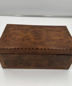 Walnut Biedermeier Box - Closed - Styylish
