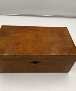 Neoclassical Ash Box - Full Profile - Styylish