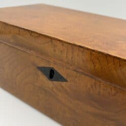 Neoclassical Ash Box - Side Profile - Styylish