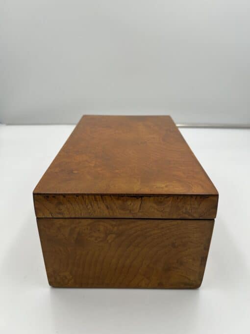 Neoclassical Ash Box - Side Edge - Styylish