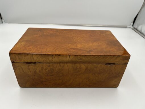 Neoclassical Ash Box - Back Profile - Styylish