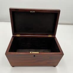 Decorative Mahogany Box - Interior Detail - Styylish