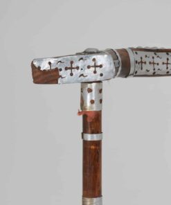 Chair with Hammered Metal - Metal Decoration - Styylish