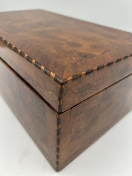 Walnut Biedermeier Box - Inlay Detail - Styylish