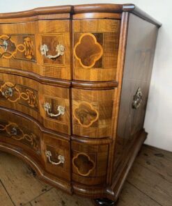 Baroque Chest of Drawers - Drawer Edge - Styylish