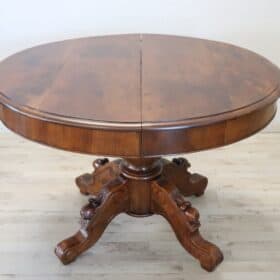 19th Century Italian Louis Philippe Walnut Oval Extendable Dining Table