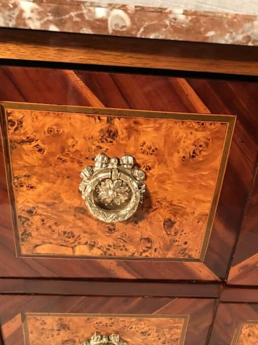 Louis XVI Chest of Drawers- detail view bronze fitting- Styylish