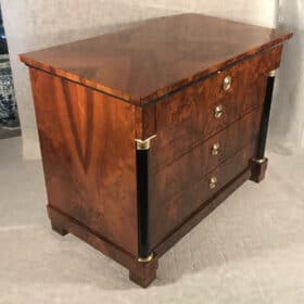 Biedermeier Walnut Chest of Drawers, Germany 1820