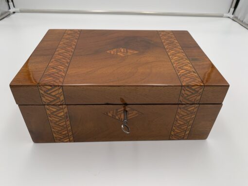 Walnut Box with Inlays - Top - Styylish