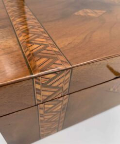 Walnut Box with Inlays - Inlay - Styylish