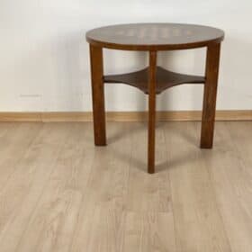 Art Deco Chess Table, Walnut and Maple, Austria, Vienna circa 1930