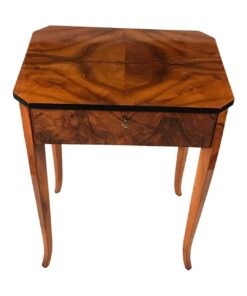 Biedermeier Sewing Side Table - Top Closed - Styylish