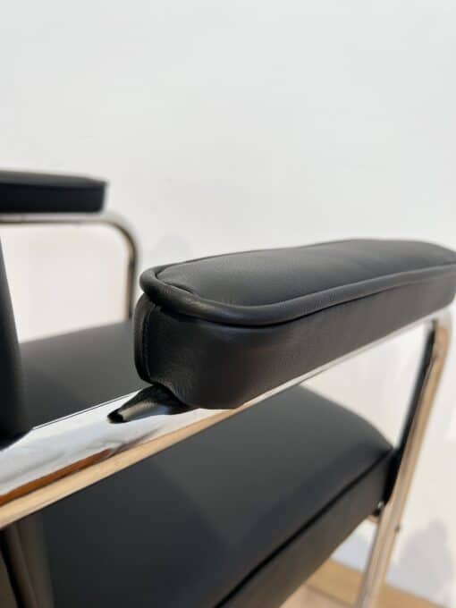 Steel Bauhaus Armchair - Armrest Cushion - Styylish