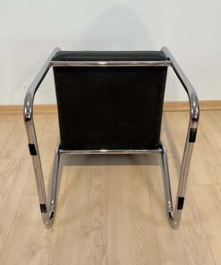 Steel Bauhaus Armchair - Underneath - Styylish