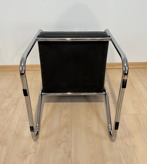 Steel Bauhaus Armchair - Underneath - Styylish