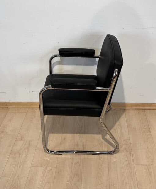 Steel Bauhaus Armchair - Side View - Styylish