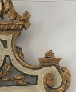 Neoclassical Mirror - Top Details - Styylish