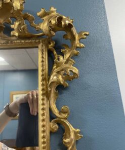 Hand-Carved Gilt Wood Mirror- detail of the right side- Styylish