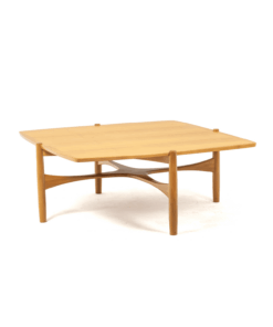 Cherry Wood Coffee Table - Styylish