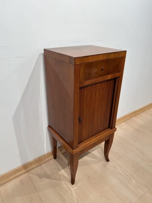 Biedermeier Pillar Cabinet - Side - Styylish